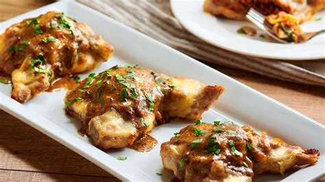 Chuletas de Puerco con Chorizo - V&V Supremo Foods, Inc.