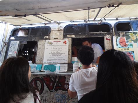Giovanni's Shrimp Truck in North Shore, Oahu. Worth the wait! | Oahu ...