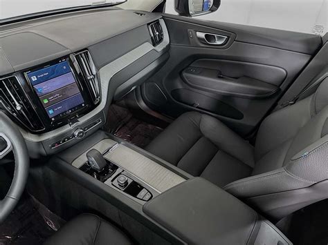 Certified Pre-Owned 2025 Volvo XC60 Plus SUV in Gilbert #P3358 | Volvo Cars Gilbert