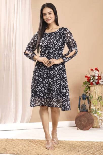 Black Party Dresses - Buy Black Party Dresses online at Best Prices in ...