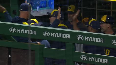 Pittsburgh Pirates vs. Milwaukee Brewers - September 06, 2025 | Live ...