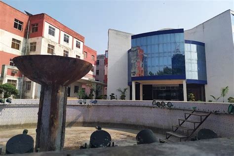 Goel Institute of Higher Studies Lucknow Campus: Photos, Virtual Tour
