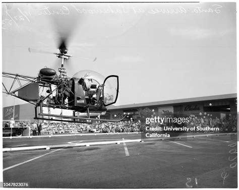 143 Lakewood Center Mall Stock Photos, High-Res Pictures, and Images ...