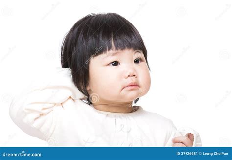 Baby Self Soothes By Scratching Head at Robert Connors blog