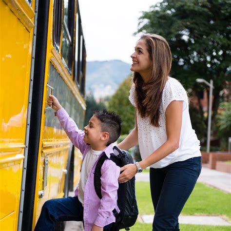 How to Make Your School Safer During Dismissal - Pikmykid