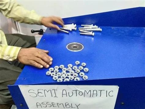 Nut Bolt Assembly Machine - Semi Automatic Nut Assembly Machine ...