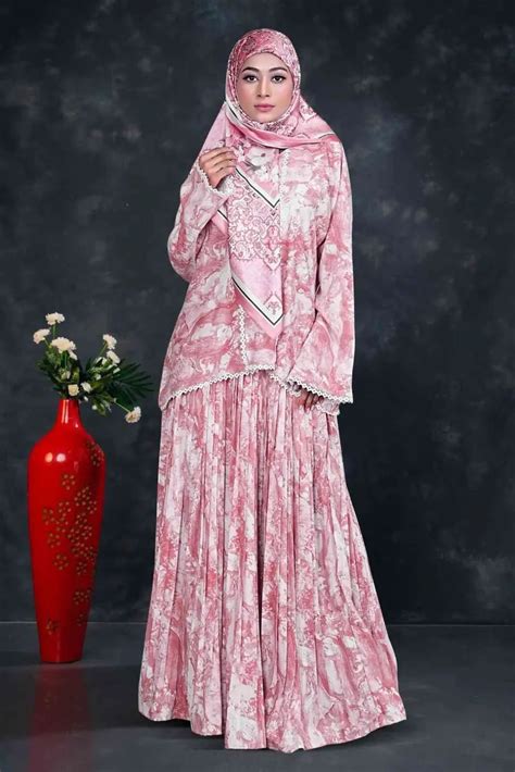 BAJU KURUNG