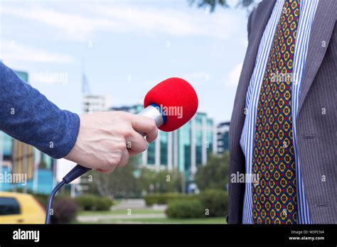 Journalist Interview Examples 的图像结果