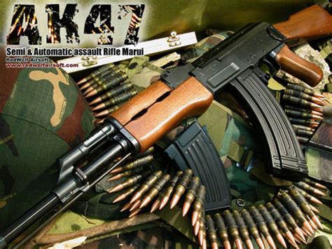 《穿越火线》官方网站 三亿鼠标的枪战梦想 - 火线报道：品位AK47 感受步枪之王的力量