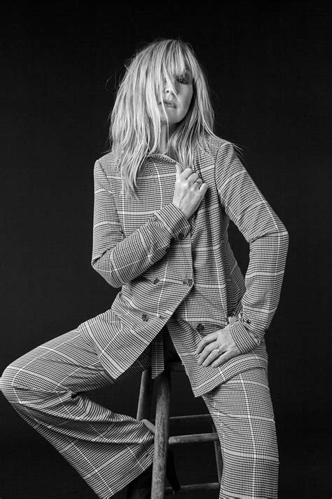 Donna Lewis - Welsh singer songwriter Donna Lewis teams up with ...