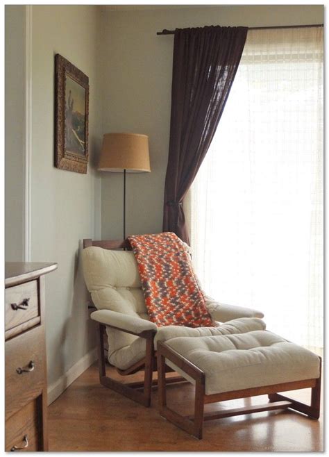 Comfy Reading Chair 的图像结果