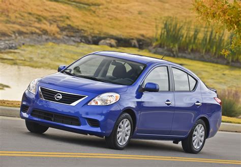 Nissan 2013 Versa Sedan