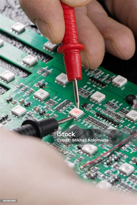 Testing LEDs 的图像结果