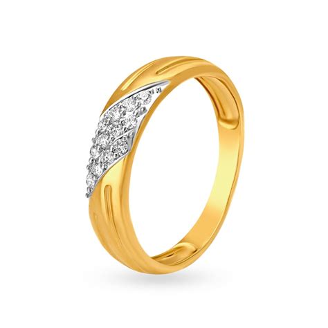 Brilliant 18 Karat Gold And Diamond Finger Ring