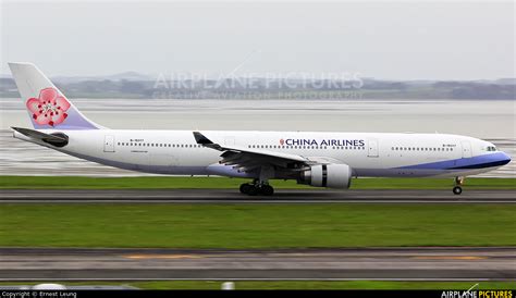 B-18317 - China Airlines Airbus A330-300 at Auckland Intl | Photo ID ...