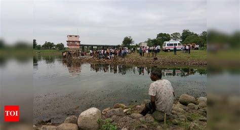 Nagpur Boat Capsizes: Boat capsizes in Nagpur, 11 feared drowned ...
