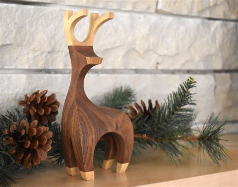 Modern Holiday Wood Reindeer Christmas Decor in Walnut MADE - Etsy