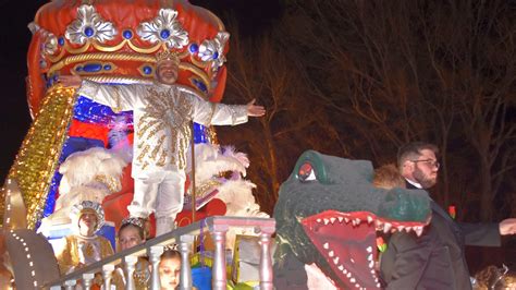 Mardi Gras photos: Krewe of Hercules rolls 2023 parade through Houma