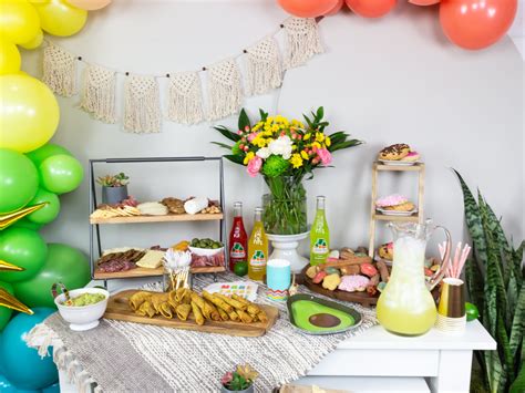Celebrate Cinco de Mayo w a Colorful Fiesta | The Party Darling