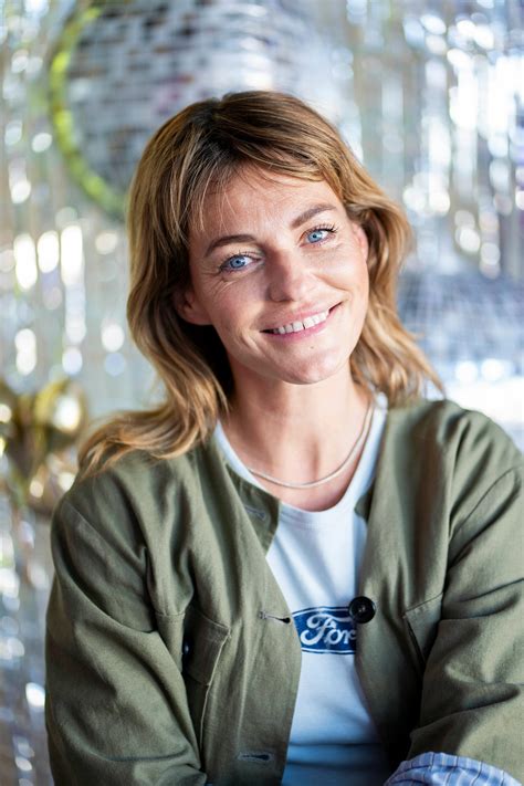 Gensyn fra hun var 14, får Sarah Grünewald til at græde som pisket ...
