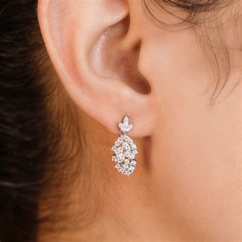 Diva Leaf 925 Silver Drop Earrings - Valentine's Gift – Zavya