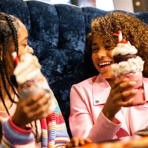 The Toothsome Chocolate Emporium & Savory Feast Kitchen | Universal ...