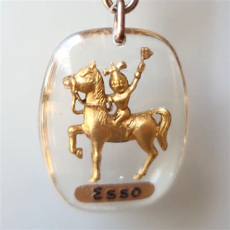 French 60's Key Chain "Esso" | CARBOOTS