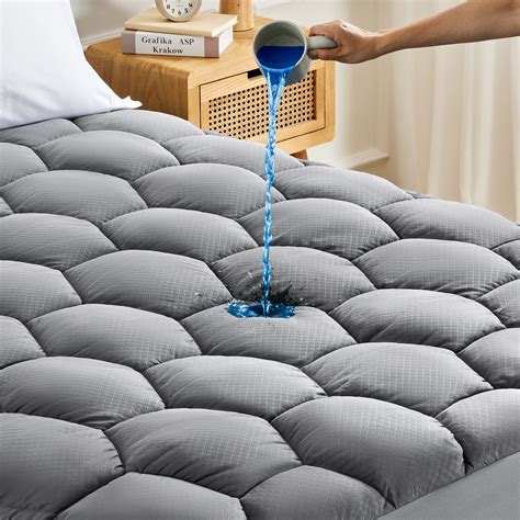 SONIVE Waterproof Mattress Pad Waterproof Ultra Fluffy Soft Breathable ...