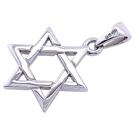 Classic Solid 9ct White Gold Star of David Pendant, 14.30mm at 1stDibs
