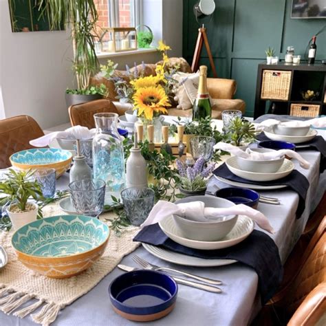 Informal Table Setting Ideas 的图像结果