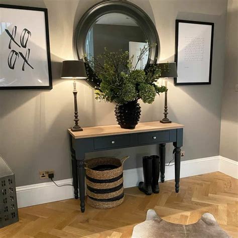 Modern Small Entryway Lighting Ideas - Soul & Lane