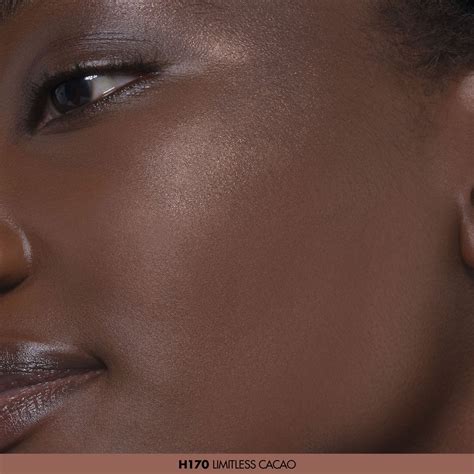 Artist Face Powder Highlighter • H170 Limitless Cocoa