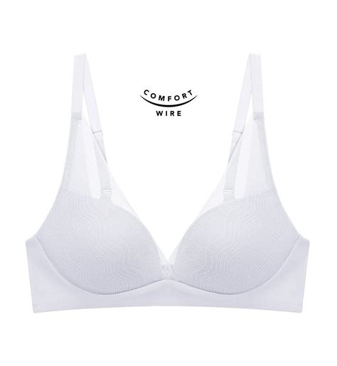 Smooth Sensation Magic Push Up Deep V Bra in Feather | Triumph Malaysia