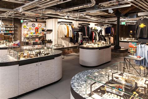 Wolf & Badger Reviews - 49 Reviews of Wolfandbadger.com | Sitejabber