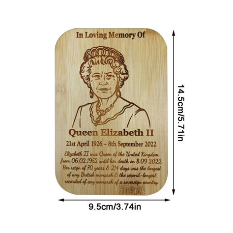 Buy Younar Platinum Jubilee Queen Elizabeth II Board Wooden Queen ...