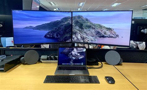 Bildergebnis für macbook+tv+setup