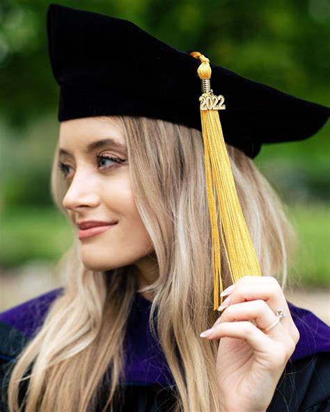 Law School Graduation 的图像结果