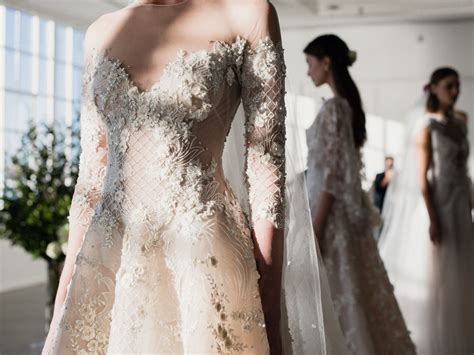 Anthropologie wedding dress sample sale | Honestweddingadvice.com