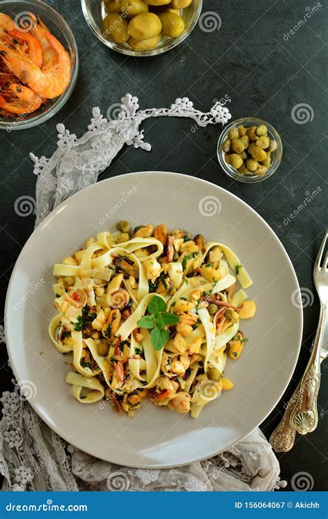 ç¾Žå›½ï¼Œå —å Žç››é¡¿ç‰¹åŒºå’Œé‡Œå£«æ»¡çš„åœ°å›¾ä¸Šçš„çº¢è‰²æ–‡ä¹¦é’ˆã€‚DCçš„å ³å›¾ä¸ºçº¢è‰²ã ...