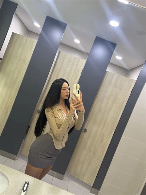 Gran Dong (@donggeuran16) - Urlebird