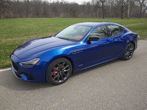 View Photos of the 2020 Maserati Ghibli S Q4 GranSport
