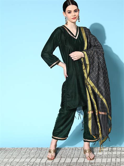 Green Velvet Kurta Set With Black Gold Check Dupatta - InWeave
