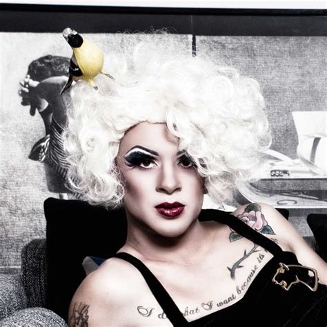 N.1 Drag Queen Store – The Drag Queen Closet