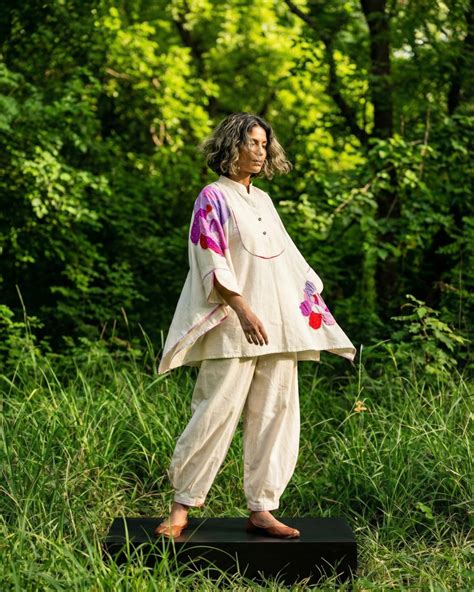 Handcrafted Clothing – Kalaloom