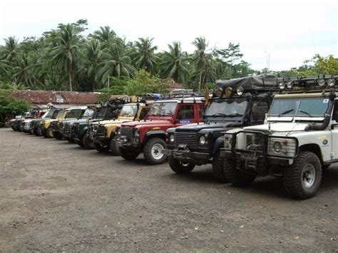 Ketangguhan Mobil Land Rover Defender Di Indonesia ~ Neng Anna Blog