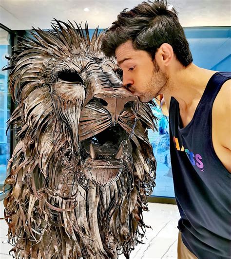 Kissing is man's greatest Invention ,all animals copulate , but only humans kiss 😊 Pic | Cute ...
