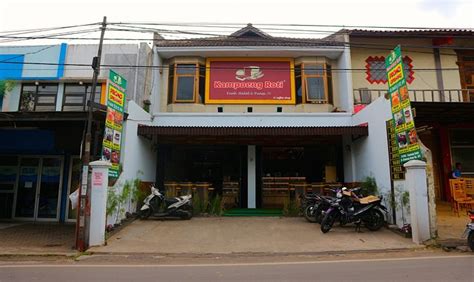 RADIO BACKPACKER GUESTHOUSE (Bandung) - Hostel Reviews, Photos, Rate ...