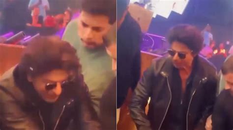 WATCH: Shah Rukh Khan Almost Gets Pulled Into Crowd As Fan Refuses To ...