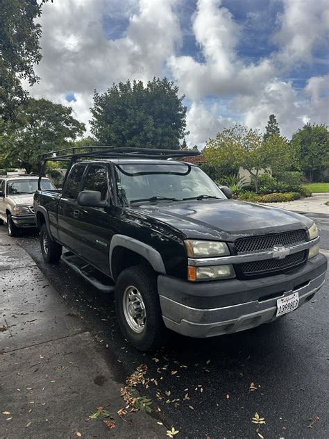 2003 Chevrolet Silverado 2500hd for Sale in Aliso Viejo, CA - OfferUp