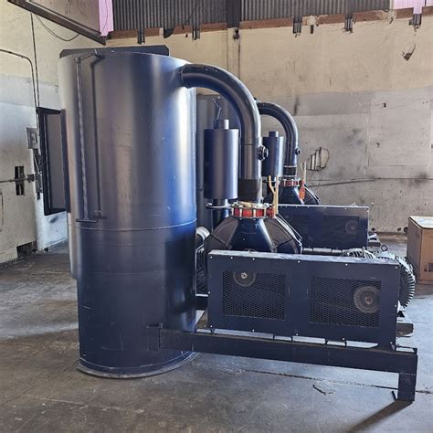 American Vacuum Company Model NT55303-3-0-AB Dust Collector